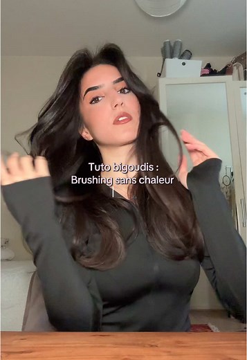 Secrets Coiffure : Tuto Bigoudis pour des Boucles Sans Chaleur