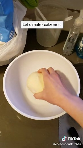 Spinach Ricotta Calzones Recipe