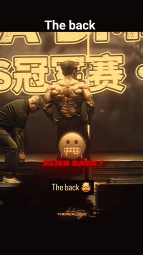 the back bodybuilder physic