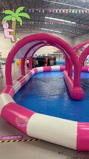 Nothing beats a cute inflatable pool for hot summer days 🌞