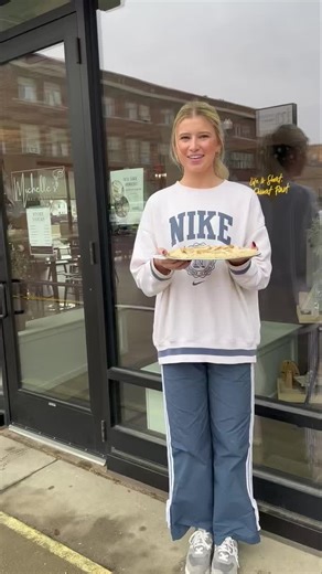 Michelle's Mad Batter on Instagram: "✨ Stop on down for lunch at MMB! ✨ Pizzas, wraps, paninis, and soup! 🥪 🍕 Kambyl approved ✔️"