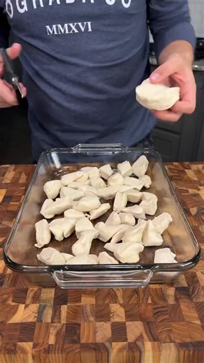 Easy Biscuits and Gravy Casserole