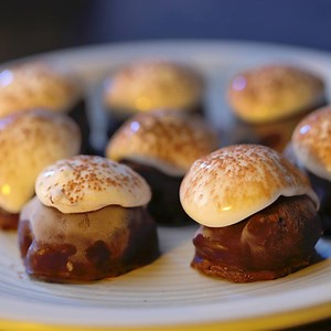 8.1M views · 18K reactions | Mei's Hot Chocolate Ice Cream Bites One delicious blizzard coming up! https://www.facebook.com/PlayOverwatch/ | Tasty | Facebook