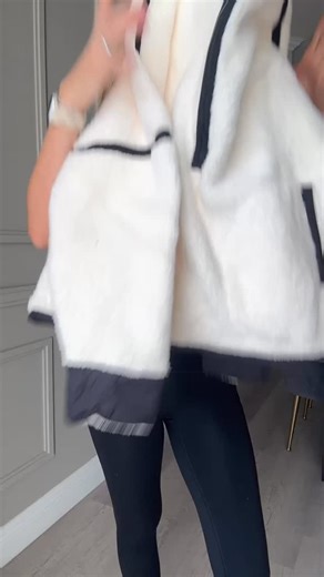 Rounding up some cute sweaters and jackets for cooler weather in South Fall comment COZY for links. 🤍 full try-on over on stories #sweaters #jacket #southfloridafashion #outfitinspo #momstyle #southfloridamoms | fashionablycasual