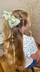 Here’s a quick half up combo braid hairstyle! I love the pop of color you can add to any hairstyle with a bubble braid! 🫧💗 | Paisley’s Petals