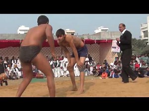 Wrestler from ladpur Vs Wrestler from guru inder akhada sohna Ghitorni dangal 2017