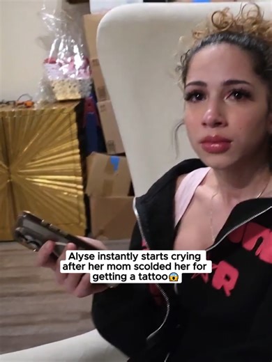 Alyse starts crying regretting getting a matching tattoo with her boyfriend #haily #alyse #fyp