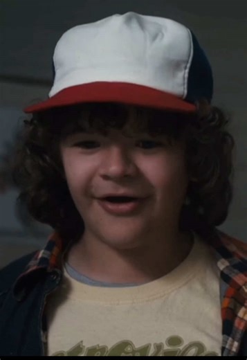 #HENDERSONwp their sibling bond is so cute #wattpad #strangerthings #strangerthingswattpad #danielle