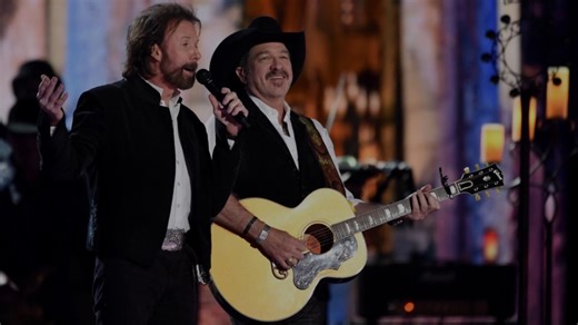 50 Best Country Songs About Full Moon