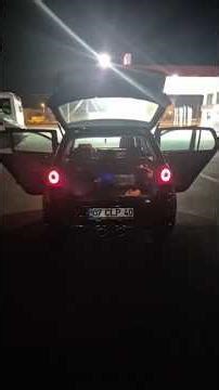 Volkswagen Golf MK5 1.6 102 R32 🖤 #enginnurşani #arabainceleme #car #music #automobile #volkswagen