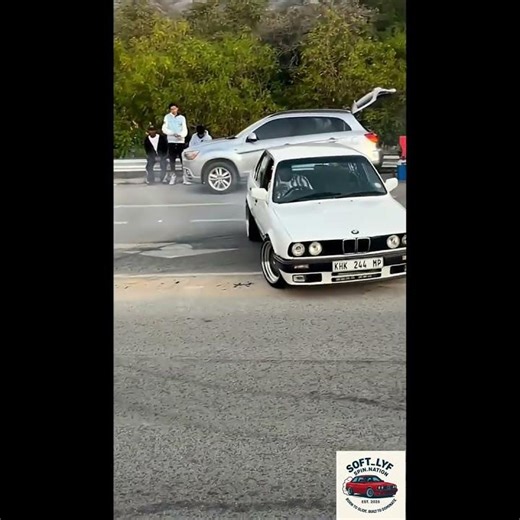 White Gusheshe. M20 heart. Pure control. 🤍🔥A BMW E30 325