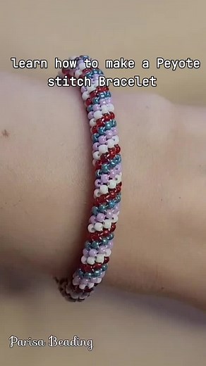 Peyote Stitch Bracelet Tutorial: Easy Handmade Guide