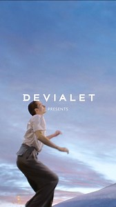 Specially imagined for the holidays, Devialet Mania Opéra Rouge unfolds in garnet red and signature gilding—delivering rich, 360° stereo sound in festive elegance. Festive style, wrapped. | Devialet