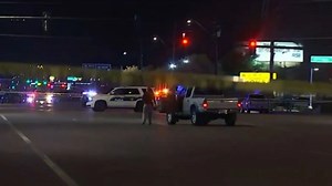 Phoenix shooting - 3 dead and 2 cops injured after shooting at motel