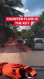 COUNTERFLOW IS THE KEY? 🤔 A motorist went viral online after counterflowing while vehicles were stuck in heavy traffic on the way to northern Cebu to deliver relief goods to quake-affected communities. The Cebu Provincial Government reiterated its call for coordinated relief operations, as heavy traffic continues to delay the delivery of aid to northern Cebu. 🎥Nick Mamaran | SunStar Cebu