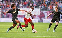 1. Bundesliga: Leipzig dreht Partie gegen Augsburg