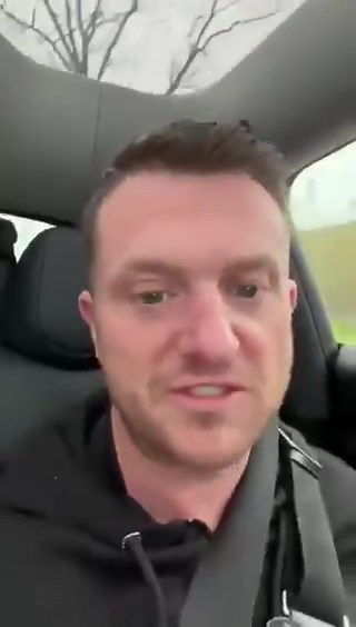 If you donate to this conman and his unite the colours event then you’re an absolute helmetHe talks about this will be the day Britain Unites and rises when it’s nothing more than a one day festival for Zionists and foreigners