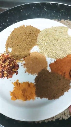 How to make homemade samosas #food #cooking #recipe #homemade #samosa