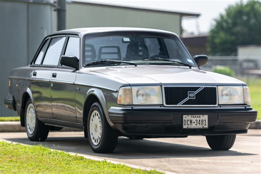 No Reserve: 1993 Volvo 240 Sedan