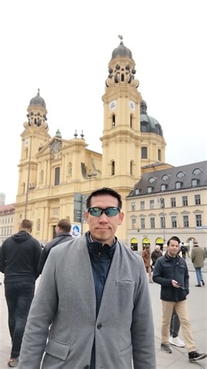 Munchen Deutschland 🇩🇪 Guten Aben Hallo Deutsch Theatine Church in Munich Bavaria Germany Europe