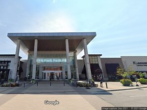 Christmas Eve Mall Hours 2021: Springfield Town Center, More