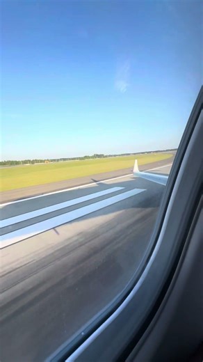 CRJ Shadow Play into CLT