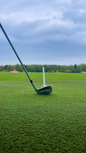 Do you have the correct lie angle on your golf clubs for your swing? Lie angle affects clubface direction. Results in your golf ball going more offline! Get a custom fit to find out what your lie angle should be and see how many yards you can improve your dispersion! Visit www.kubatagolf.co.uk to get started 📲#golf #golfclothing #golfbundle #golfshirt #golfapparel #golfer #golfshop #golfpro #golfposer #signaturecollection #kubatagolf #golfbrand #golfglove #golfproducts #golfequipment