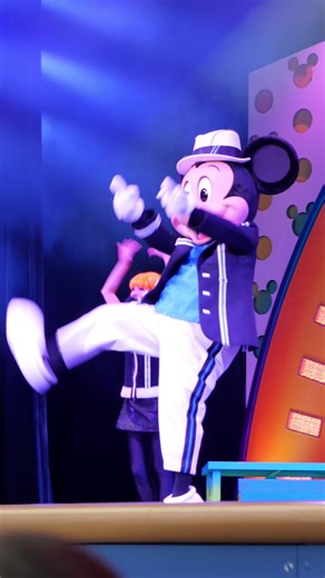 ミッキーのかっこいいが全部詰まってる🥺 #クラブマウスビート#クラビ#ミッキーマウス#ミッキー | Mickey Milkovich