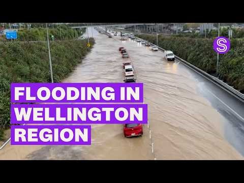 Roads underwater as thunderstorms lash Wellington region | Stuff.co.nz