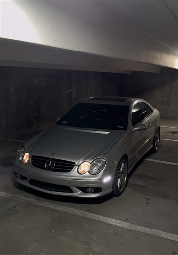 Exploring the Mercedes W209 CLK55 AMG Experience