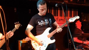 Jason Isbell Covers The Allman Brothers Band At Alabama Bar
