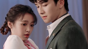 The alien boyfriend learns the CEO's routine and flirts with Cinderella☺️🥰 外星男友学习总裁套路，狂撩灰姑娘 Drama Title：Dear Contract Boyfriend 亲爱的契约男友 #DearContractBoyfriend #亲爱的契约男友 #包晨希 #漆培鑫 | Fangirl Squid