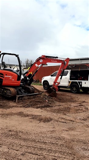REDWORKS ON THE JOB | POWER WHERE IT COUNTS Charged tools, cold drinks, and hot lunches, powered by REDWorks. Engineered for the worksite, it’s plug-and-play power that keeps your day moving. Pre-wired, compact, and built tough in Australia, it’s 12V power made simple for the modern tradie. Plug in, power up, and get on with the job. | REDARC Electronics