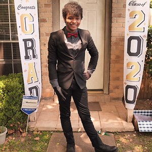 48K views · 133 reactions | Dewayne Benson survived a deadly bus crash and is now heading to college with one of the most prestigious scholarships in the country! | More In Common Show | Facebook