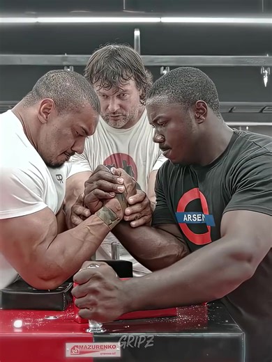 Larry Wheels Dominates in Arm Wrestling Competitions