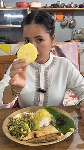 1.2M views · 20K reactions | Thali Challenge 95/365 days : 1. Rice 2. Dal fry 3. Fish mint and fermented dried fish chutney 4. Raw Blumea lanceolaria leaves 5. Pumpkin leaves and potato fry 6. Fried fish 7. Pineapple #thali #thalichallenge #roohi #indianthali #indianfood #healthyfood #dailyfood #whatieatinaday #homecooked | ROOHI | Facebook