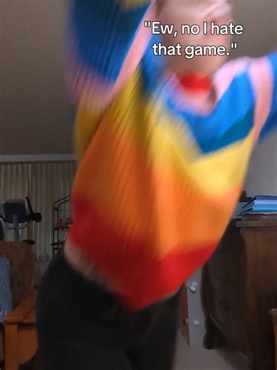 This week, I'm working on new collages which means brand new games are coming soon! I always clean my art space before I start new projects and I did just that last night to prepare for a week of creative flow. Anyone else need a clean space to create in or do you thrive in chaos? #ispy #ispywithmylittleeye #3dart #3d #trinkets