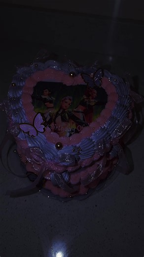 Kpop Demon Hunter Cake for Enthusiasts