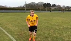 230K views · 1.4K reactions | Kreisligafußball ist, wenn der Torjubel individuell gestaltet wird... ;) Danke an Niklas | Kreisligafußball - Das Bier gewinnt | Facebook