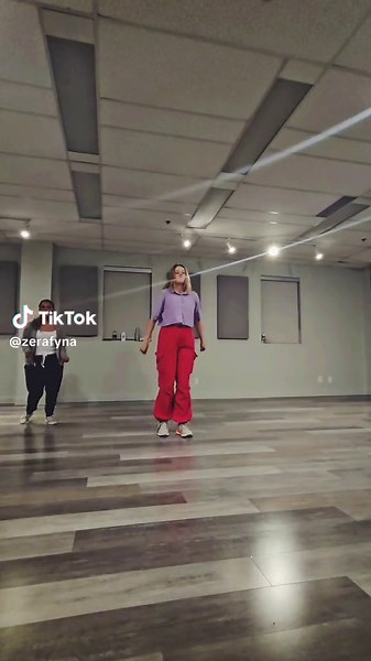 Strictly Steps Beginner Dance Class