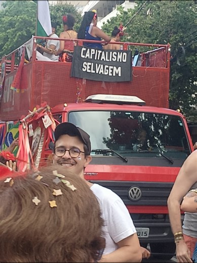 Bloco Sou Vermelho, política, resistência, história no carnaval de Belo Horizonte! #carnaval #politica #BH