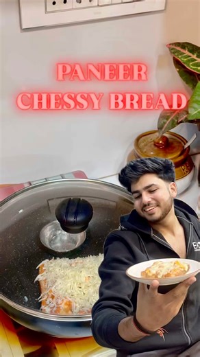 PANEER CHESSY BREAD App log bhi try karo yrr😍 #food #foodie #foodlover #paneer #bread #streetfood