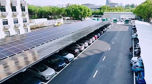 4.5K views · 96 reactions | Cars can do everything nowadays from making phone calls to warming your seat. But I bet you never expected that they could power your home as well! A recent "reverse power transmission" test in Wuxi, east China's Jiangsu Province saw fifty electric vehicles turn into power banks. | China Xinhua Sci-Tech | Facebook