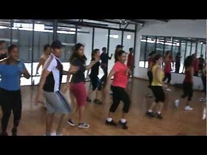 Bailoterapia Celia Cruz Rie Y Llora Video oficial