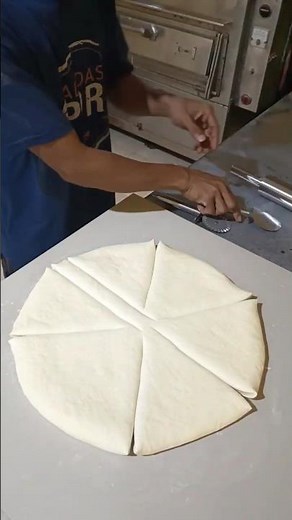 Amazing bread making skills🧑‍🍳 #bakingtutorials #breadlovers