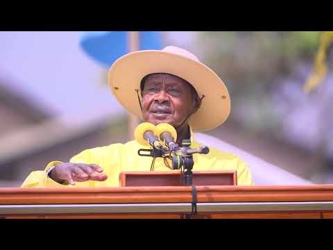 President Museveni Urges Wakiso Residents to Monitor Use of PDM & Emyooga Funds | Entebbe NRM Rally