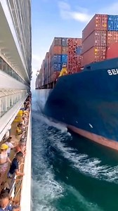 Two Cruise Ships Collide While Entering a Narrow Dock! | Ship Disaster