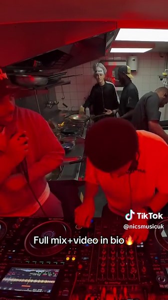 DJ Cooking Mixes: Soca and Dancehall Blend