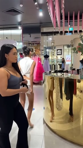 Free dress hack? 👀 IB@ Myrzaback #prom #promdressideas #formal #formaldresses #dress | Milivine Boutique