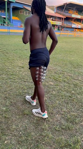 📍Cupping therapy is an ancient form of alternative medicine in which a therapist puts special cups on your skin for a few minutes to create suction. People get it for many purposes, including to help with pain, inflammation, blood flow, relaxation and well-being, and as a type of deep-tissue massage. 👉The British Cupping Society says that cupping therapy is used to treat: ✅Blood disorders such as anemia and hemophilia. ✅Rheumatic diseases such as arthritis and fibro myalgia. ✅Fertility and gyn